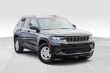 Certified 2023 Jeep Grand Cherokee Laredo image 2