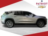 New 2025 Chevrolet Traverse LT w/ LPO, Floor Liner Package image 2