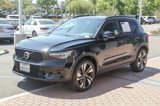 Certified 2025 Volvo XC40 B5 Plus image 3