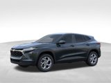 New 2025 Chevrolet Trax LS w/ LS Convenience Package image 2