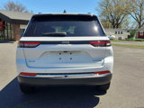 Used 2024 Jeep Grand Cherokee Laredo image 5