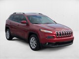 Used 2016 Jeep Cherokee Latitude image 3