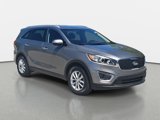 Used 2018 Kia Sorento LX image 3