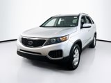 Used 2013 Kia Sorento LX image 3