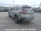 Used 2021 Nissan Rogue SL image 3
