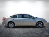 Used 2014 Toyota Avalon XLE Premium image 2