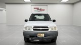 Used 2000 Chevrolet Tracker 4WD w/ Preferred Equipment Group 2 image 2