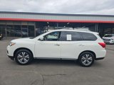 Used 2019 Nissan Pathfinder SL image 2