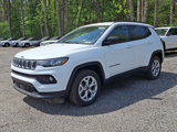 New 2025 Jeep Compass Latitude image 2