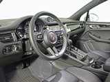 Used 2025 Porsche Macan image 4