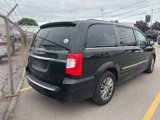 Used 2014 Chrysler Town & Country Touring-L w/ Driver Convenience Group image 3