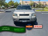 Used 2002 Nissan Frontier SE image 2