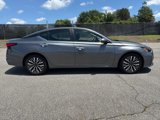 Used 2023 Nissan Altima 2.5 SV image 2
