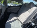 Used 2017 Hyundai Elantra SE image 6