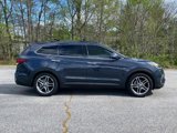 Used 2017 Hyundai Santa Fe SE image 2