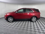 Used 2018 Chevrolet Equinox Premier image 2