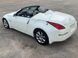 Used 2005 Nissan 350Z Touring image 2