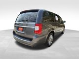 Used 2016 Chrysler Town & Country Touring-L w/ Driver Convenience Group image 6