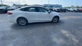 Used 2017 Ford Fusion SE w/ Fusion SE Technology Package image 2