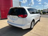Used 2018 Chrysler Pacifica Touring-L w/ Tire & Wheel Group image 6