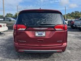 Used 2017 Chrysler Pacifica Limited image 4