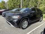 Used 2023 Volkswagen Atlas Cross Sport SE w/ Panoramic Sunroof Package image 3
