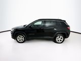 Used 2024 Jeep Compass Latitude w/ Sun and Sound Group image 4