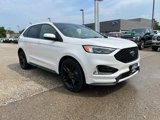 Used 2019 Ford Edge ST w/ Equipment Group 401A image 2