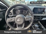 Used 2024 Nissan Rogue SV image 6