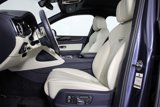 Used 2021 Bentley Bentayga image 2