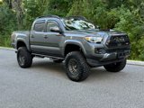 Used 2016 Toyota Tacoma TRD Sport image 2