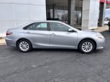 Used 2017 Toyota Camry LE image 2