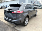 Used 2023 Ford Edge SEL w/ Convenience Package image 3