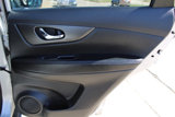 Used 2015 Nissan Rogue SV w/ SV Moonroof Package image 5