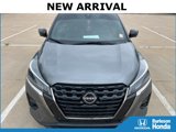 Used 2023 Nissan Kicks SR image 2