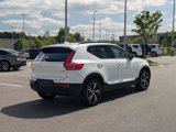 Used 2024 Volvo XC40 B5 Core image 5