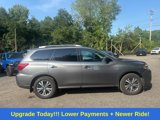 Used 2020 Nissan Pathfinder SV image 4