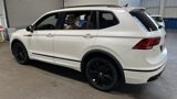 Used 2022 Volkswagen Tiguan SE R-Line image 5