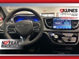 New 2025 Chrysler Pacifica Select image 5
