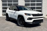 Used 2023 Jeep Compass Altitude w/ Convenience Group image 2