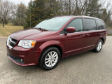 Used 2019 Dodge Grand Caravan SXT image 2
