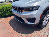 Used 2022 Jeep Grand Cherokee Limited image 2