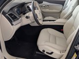 Certified 2022 Volvo XC90 T5 Momentum w/ Climate Package image 6