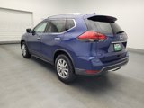 Used 2017 Nissan Rogue SV image 5