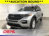 Used 2020 Ford Explorer XLT w/ Equipment Group 202A image 3