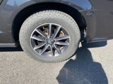 Used 2017 Dodge Grand Caravan SXT image 2