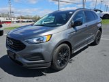 Used 2024 Ford Edge SE w/ Black Appearance Package image 3