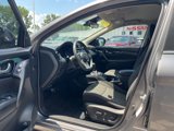 Used 2020 Nissan Rogue Sport SV image 2
