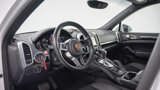 Used 2015 Porsche Cayenne S image 4