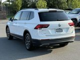 Used 2020 Volkswagen Tiguan SE w/ Panoramic Sunroof Package image 4